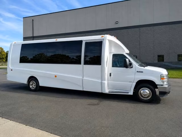 west allis charter bus rentals